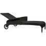Safi sunlounger with arms