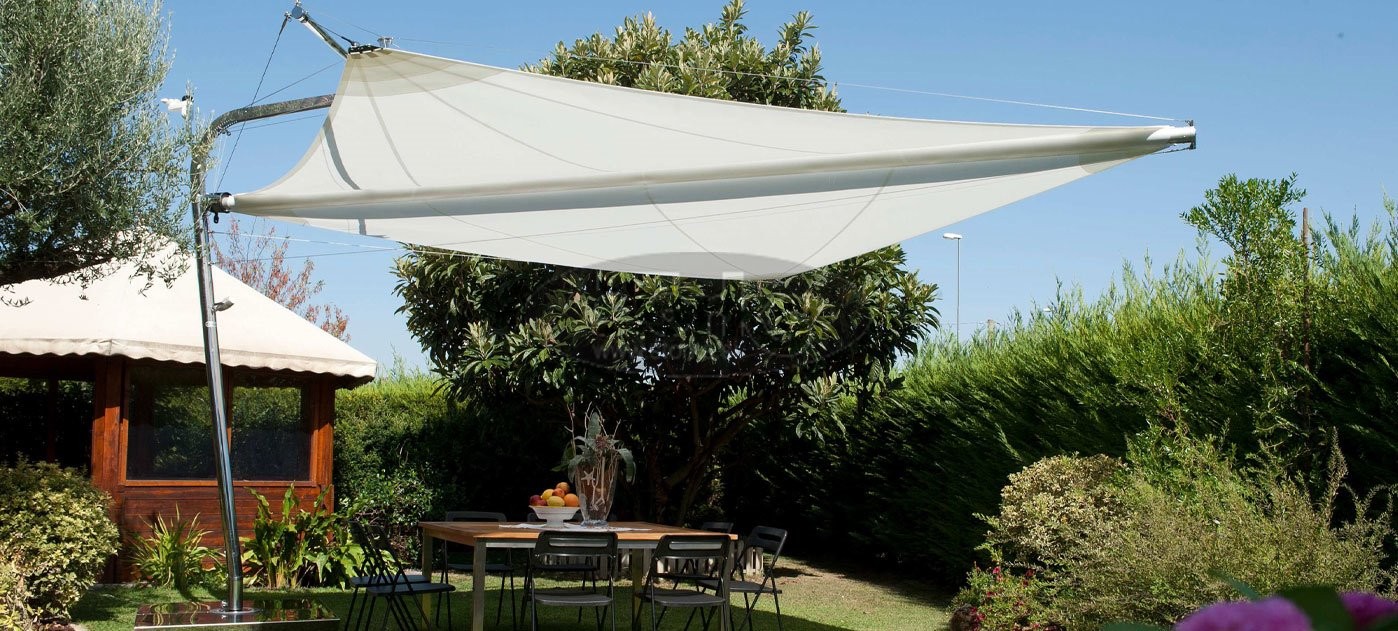 Defense selfstanding sail