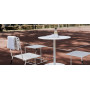 Egoe Spulka runder Bartisch, Ambiente