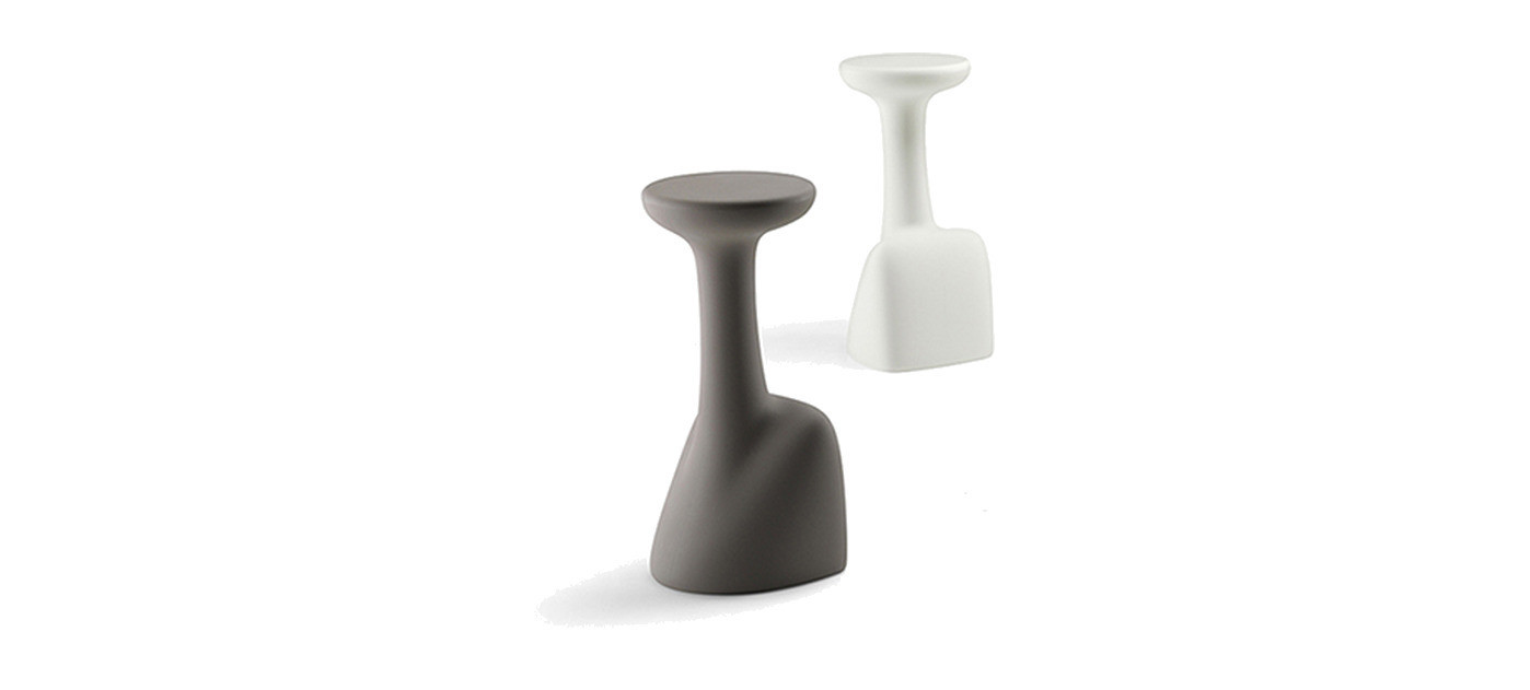 Plust Armillaria bar stool