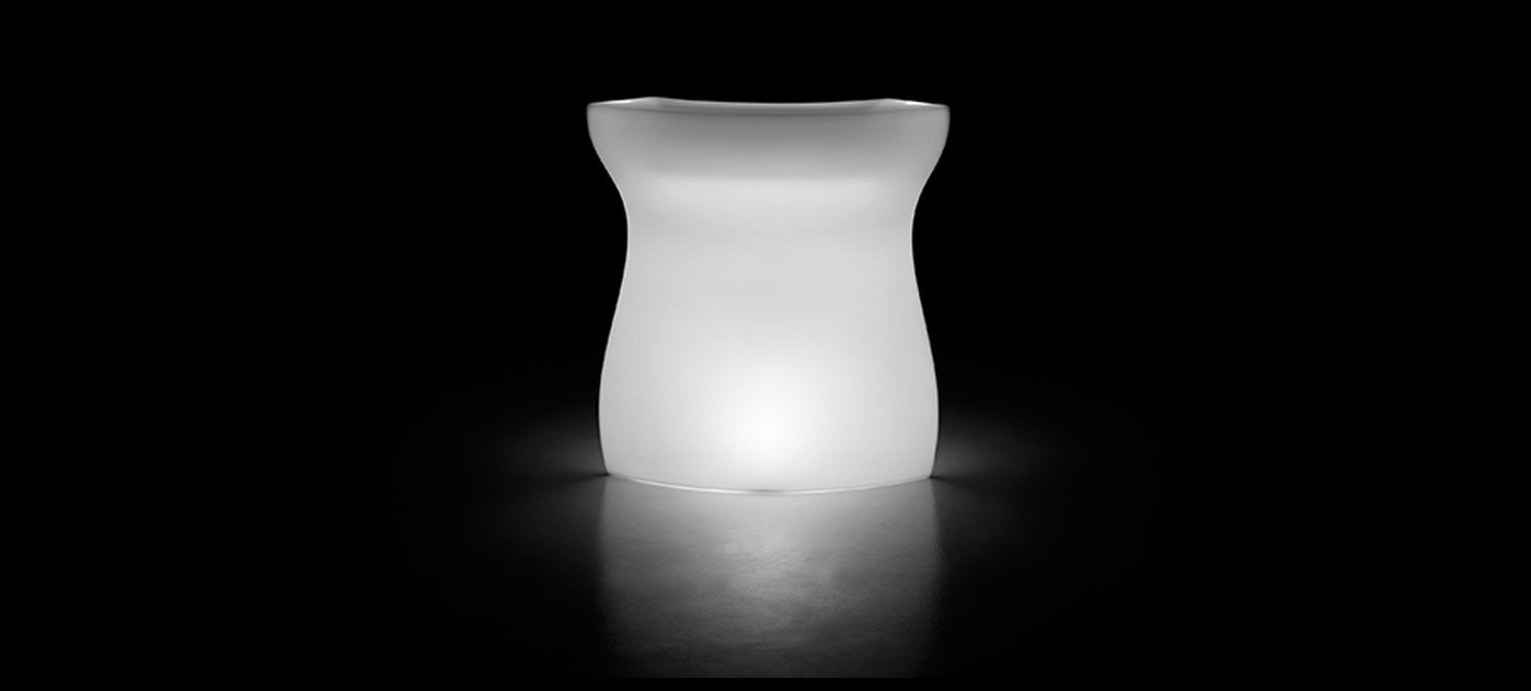 Plust Bartolomeo corner, U1 White Light