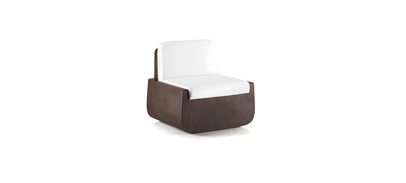 Plust Bold armchair, N4 Golden Rust