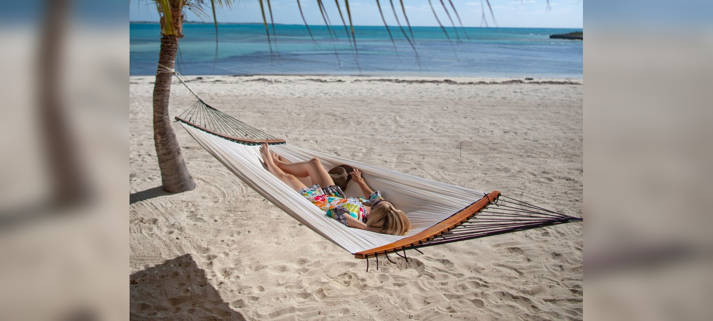 Tuuci Hanging straps for Air Lounge on a tree or post