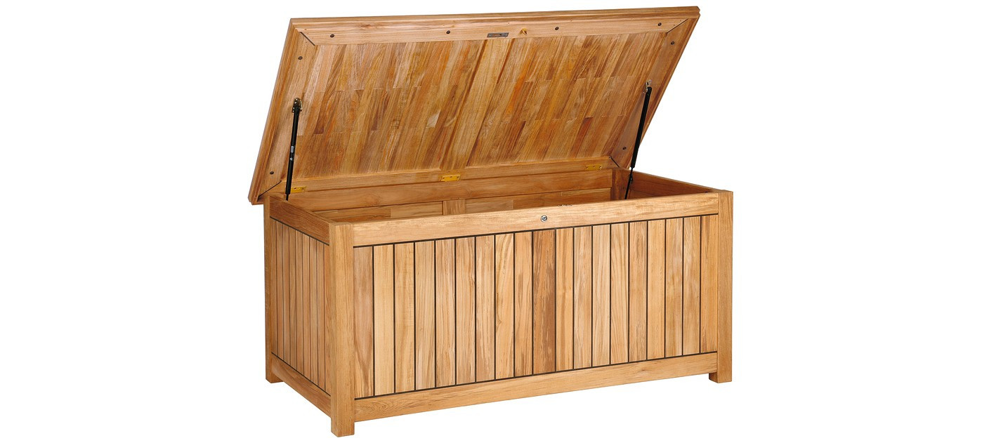 Barlow Tyrie Storage Chest 150 cm