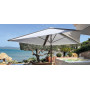 Ombrellone Stick su una terrazza sul mare