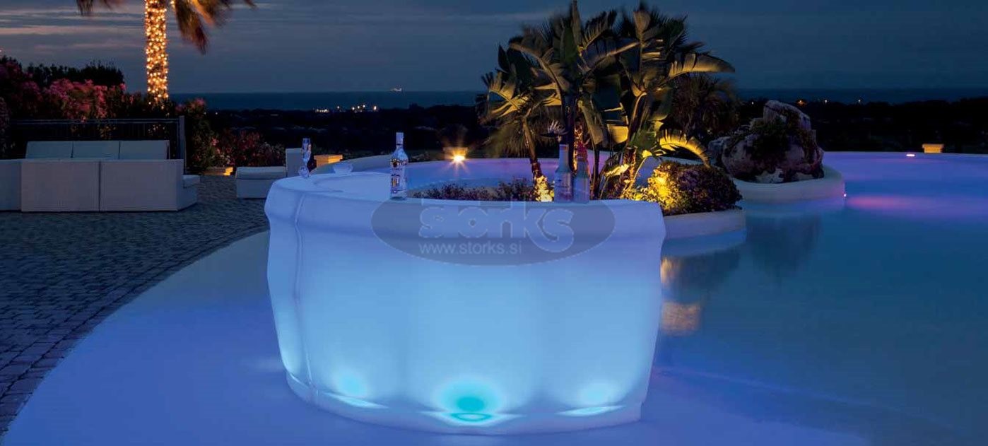 ZIN corner light bar counter