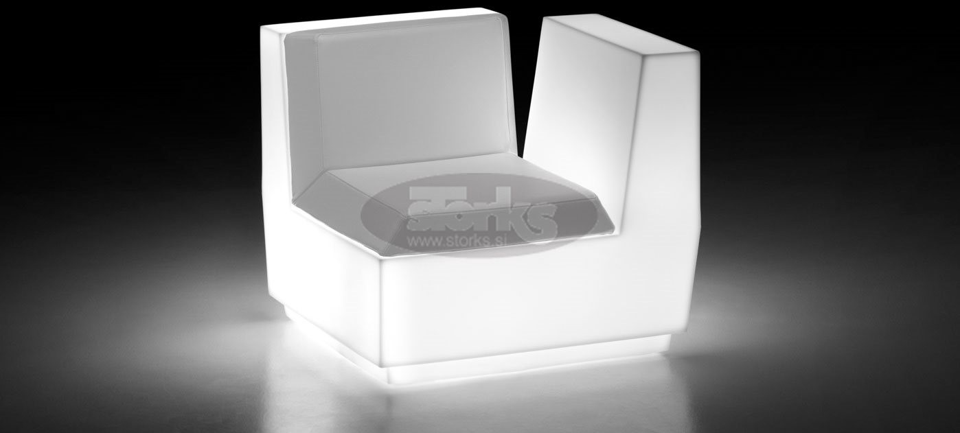 DIG CUT corner with cushion