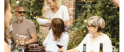 Extremis Panigiri table and seats | sTorks